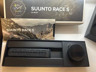 Suunto Race S - Smartwatch All Black