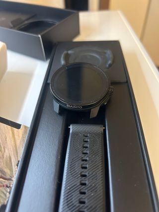 Suunto Race S - Smartwatch All Black