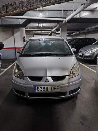Mitsubishi Colt 2005