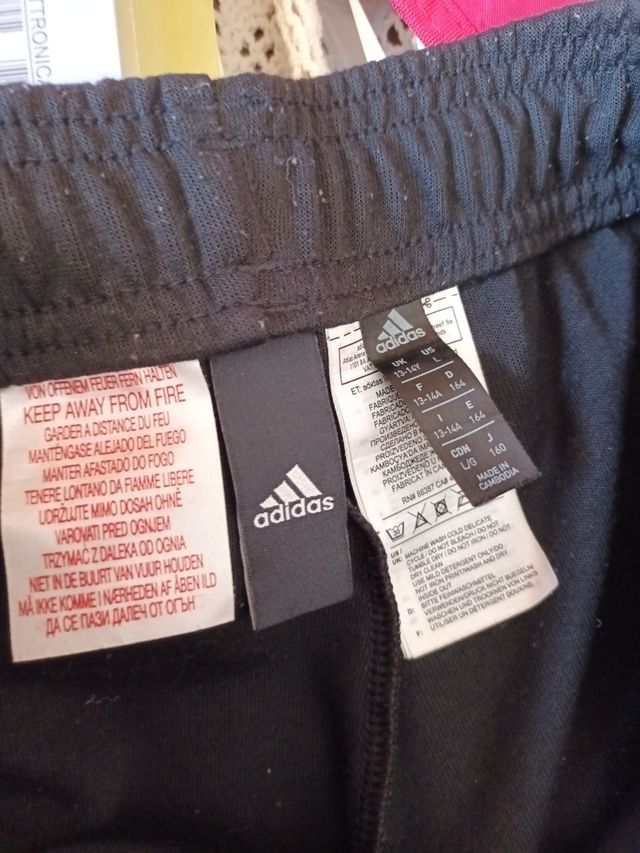 Pantaloni tuta Adidas neri taglia 13-14 anni