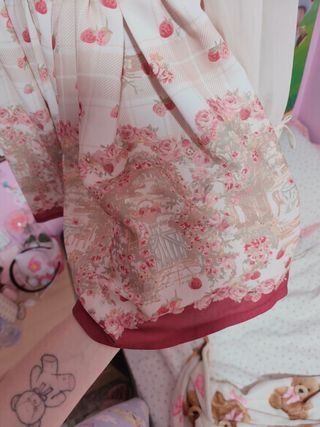 Blusa Liz Lisa beige y burdeos