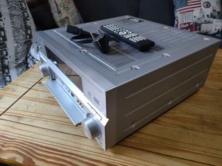 Amplificador Pioneer Home Cinema Plata