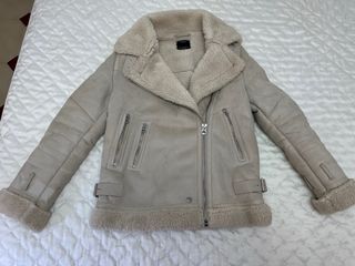 Abrigo piel vuelta beige
