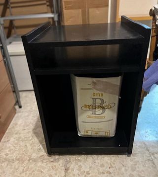 Mesa auxiliar con ruedas