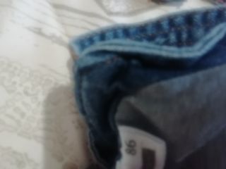 Maglietta rossa con emoji