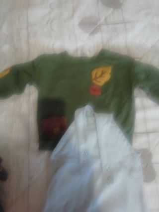 Maglietta rossa con emoji