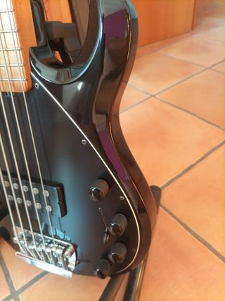 Music Man Stingray 5 Bajo Eléctrico Negro