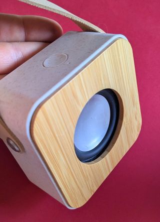 Altavoz Bluetooth Portátil Bambú Beige Ecológico 