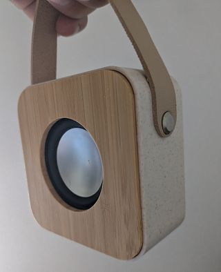 Altavoz Bluetooth Portátil Bambú Beige Ecológico 