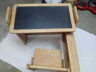 Pupitre escolar de madera plegable