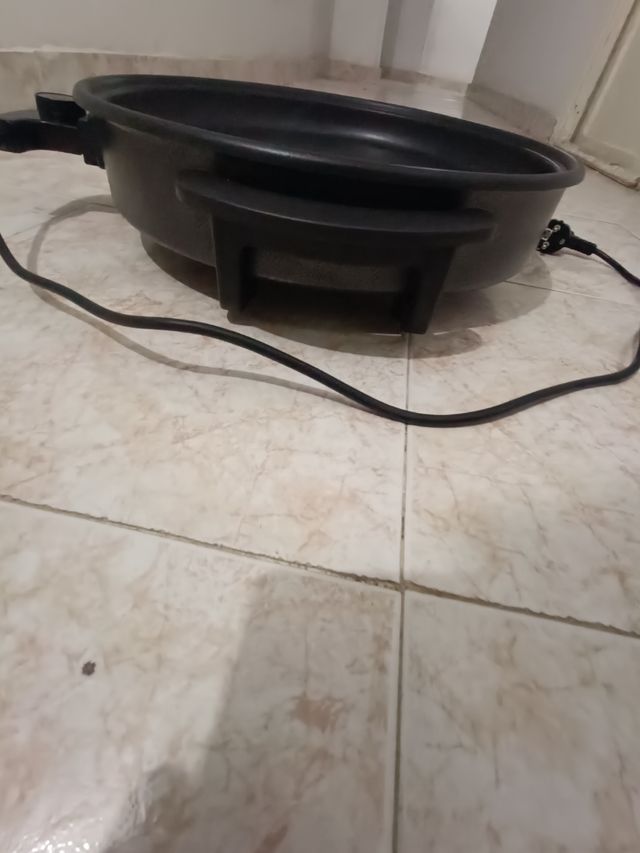 Paellera Eléctrica Negra