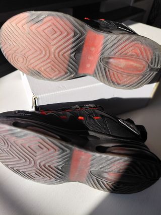 Zapatillas TENTH BOOSTER 2.0 Talla 37