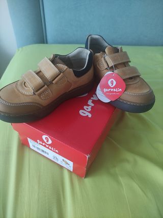 Zapatos Garvalin niño beige/mostaza Talla 28