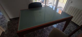 Mesa de comedor cristal y madera