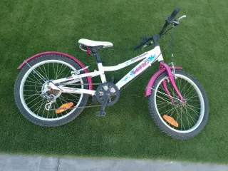 Bicicleta niña 20 blanca y rosa