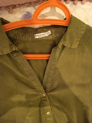 Vestido camisero verde militar