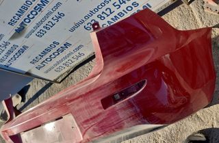 PARAGOLPES TRASERO MAZDA 3 SEDÁN 2005 ROJO