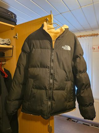 The North Face borreguito negro/beige