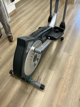Bicicleta elíptica BH NLS18
