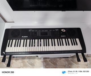 Teclado Alesis Melody61