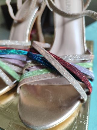 Zapatos de salón tacón oro multicolor talla 37