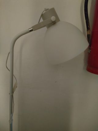 Lámpara de pie blanca ikea