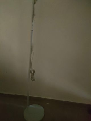 Lámpara de pie blanca ikea
