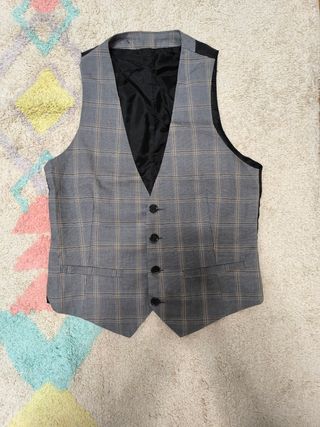 Chaleco de cuadros gris Zara