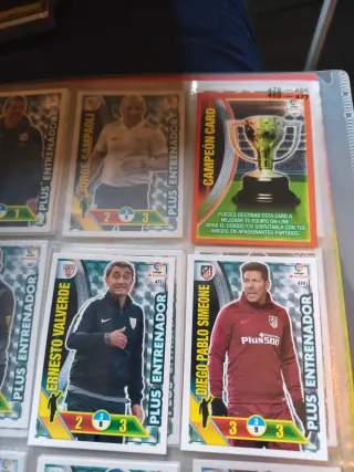 Álbum Adrenalyn 2016-17 + 250 cartas