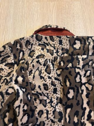 Chaqueta leopardo beige y marrón