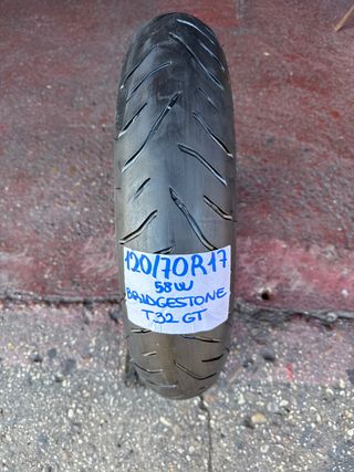 1 Neumático Bridgestone T32 GT 120/70R17 58W