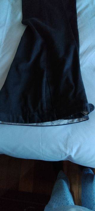 Pantalón de hombre, lana y poliéster gris marengo.