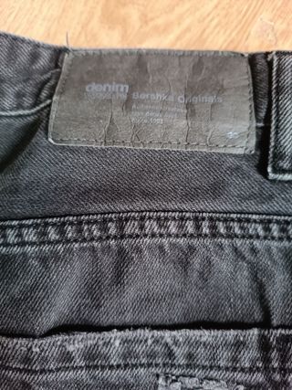 Vaqueros Bershka hombre.