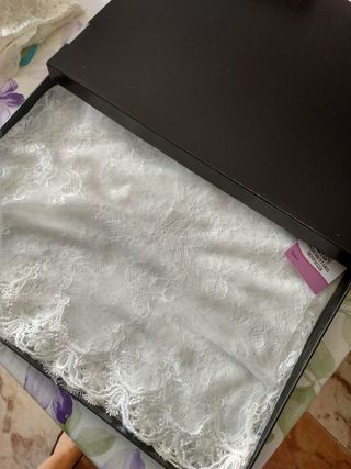 Mantilla Fallera MONFALLER a Estrenar