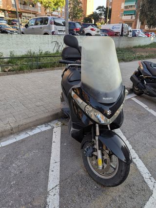 Suzuki Burgman 200