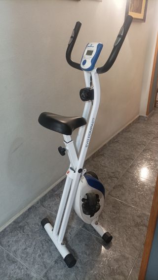 Bicicleta Estática Plegable EVO COMPACT