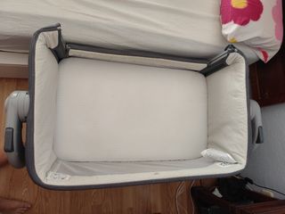 Cuna Chicco Next 2 Me Magic Gris