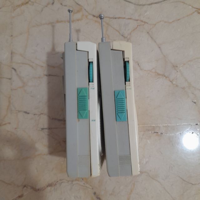 Lote 2 radios Vintage Philips D-1550