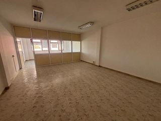 Oficina en venta en Alisal - Cazoña - San Román en Santander