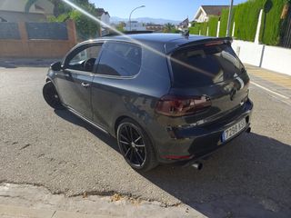 Volkswagen Golf GTI 300CV 