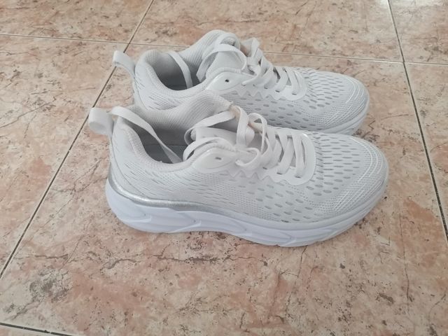 Tenis Blancos Deportivos