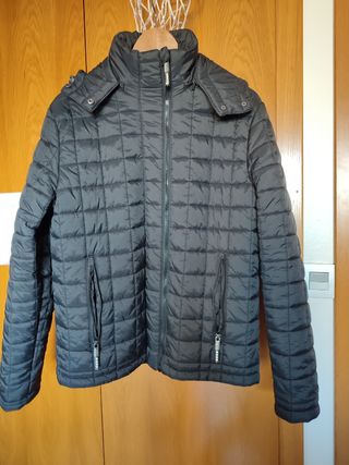 Anorak Superdry negro