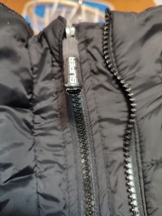 Anorak Superdry negro