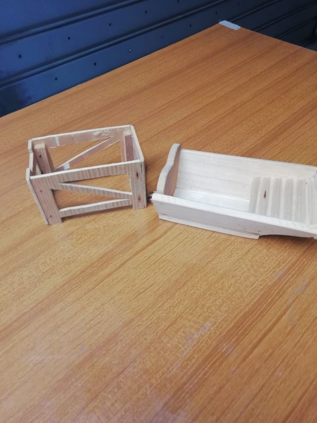 Lavatoio piccolo in legno