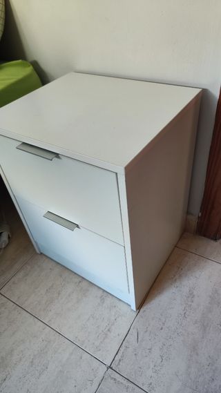 Mesita de noche Ikea 2 cajones blanca