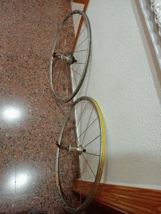 Ruedas bicicleta carretera clásica