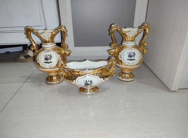 Set 3 vasi d'epoca in ceramica dorati con decori