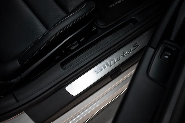 Porsche 911 Turbo S 2p Garantía Porsche Approved