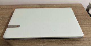 Packard Bell Intel i5 Blanco IMPECABLE
