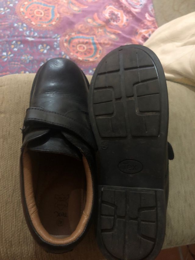 Zapatos negros usado solo una vez